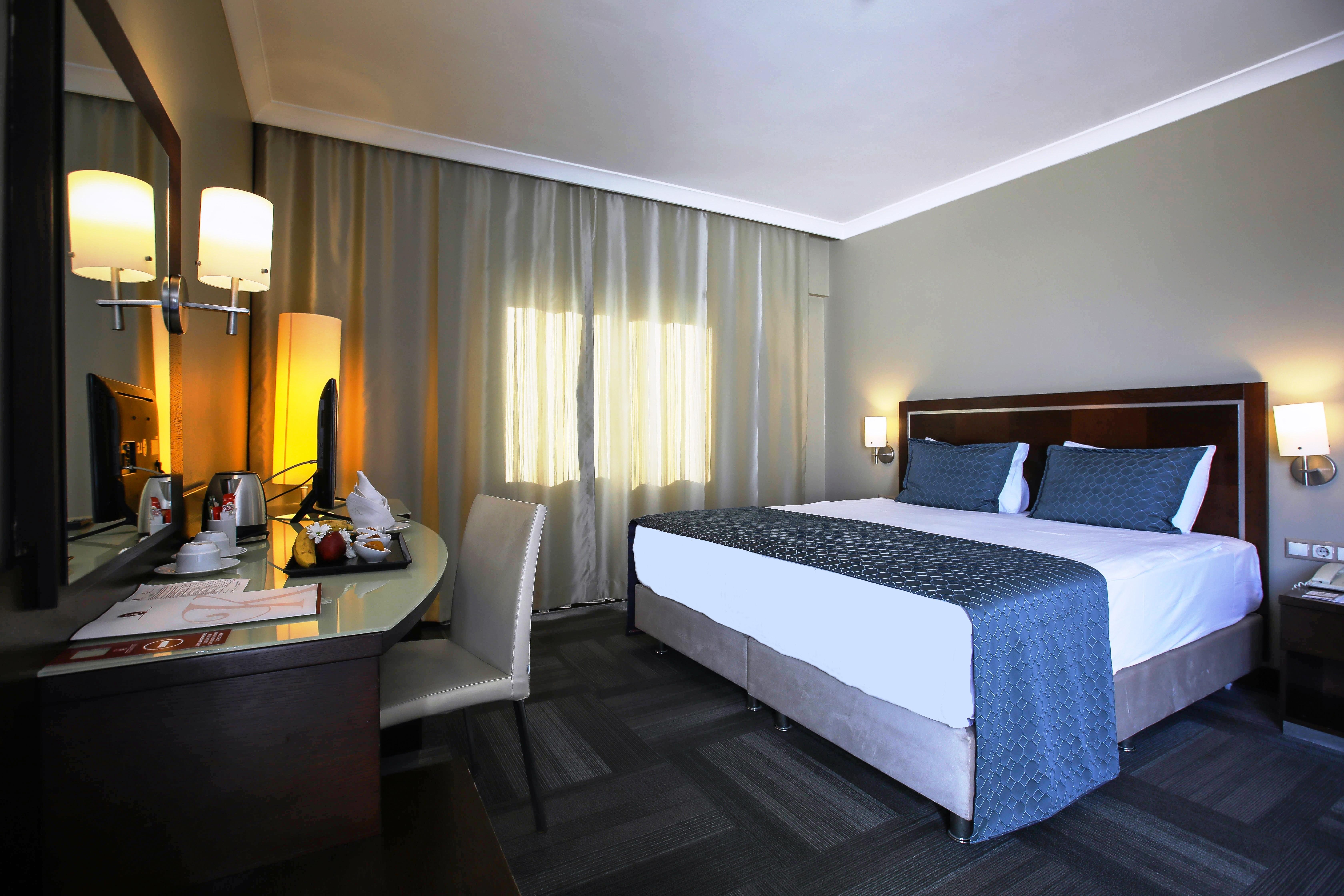 Kaya Prestige Oteli İzmir Ngoại thất bức ảnh