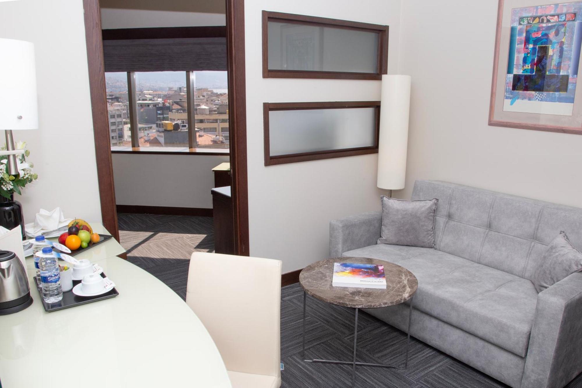 Kaya Prestige Oteli İzmir Ngoại thất bức ảnh
