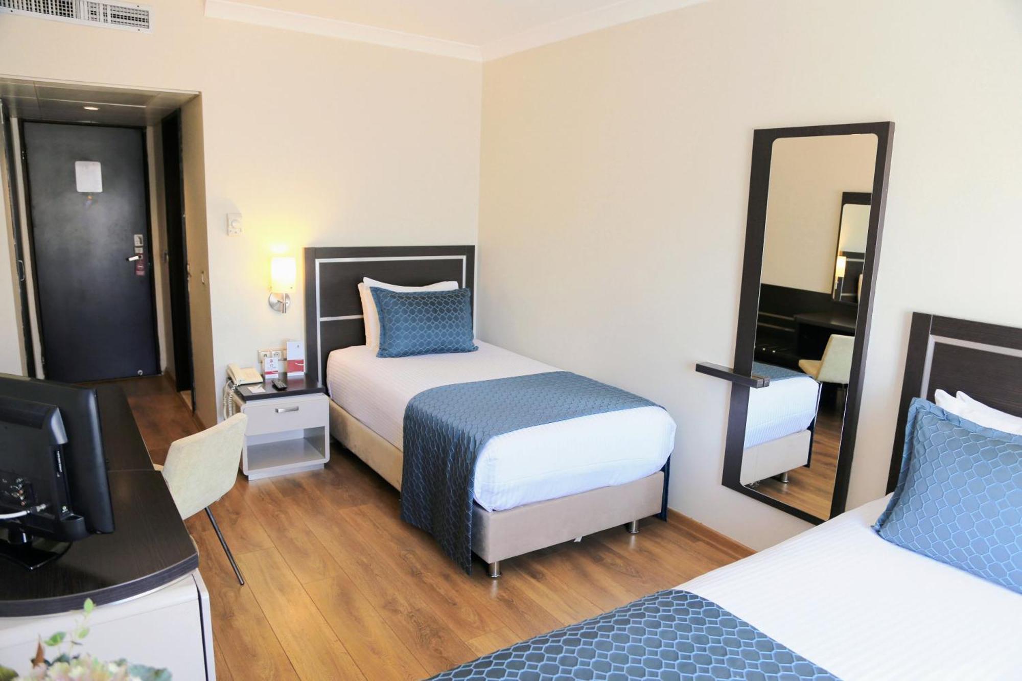 Kaya Prestige Oteli İzmir Ngoại thất bức ảnh